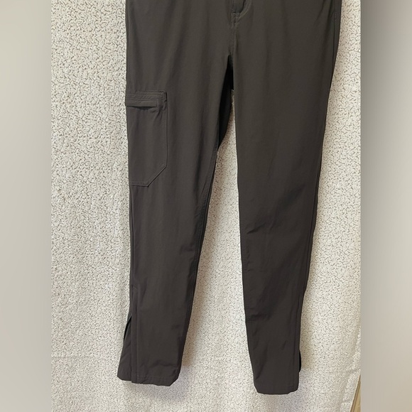 Patagonia Women's Skyline Traveler Pants in black | size 2 - Picture 6 of 9